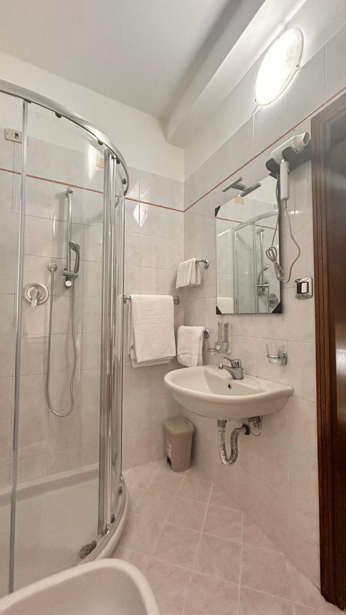 Hotel Tito 2 Местре Экстерьер фото