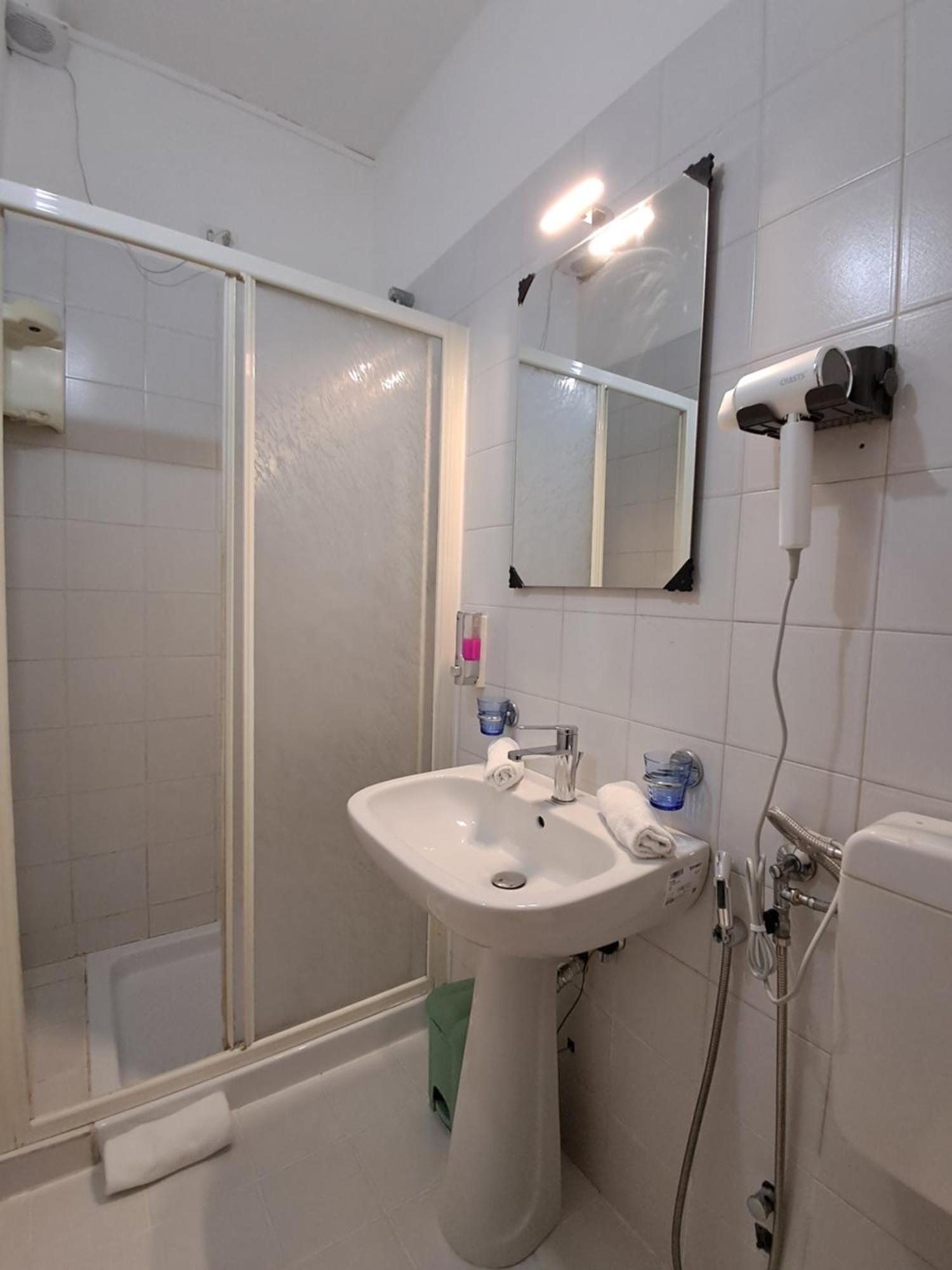 Hotel Tito 2 Местре Экстерьер фото