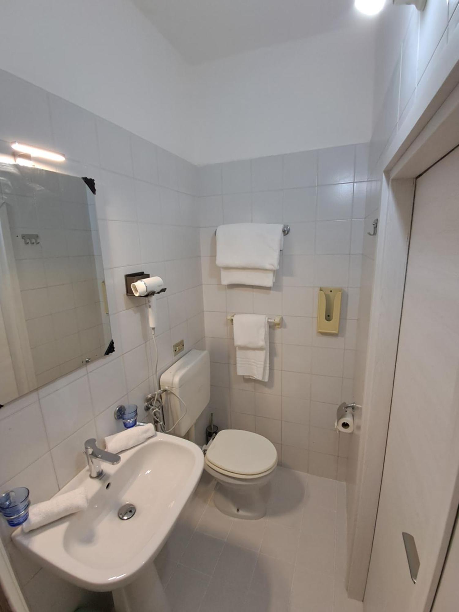 Hotel Tito 2 Местре Экстерьер фото